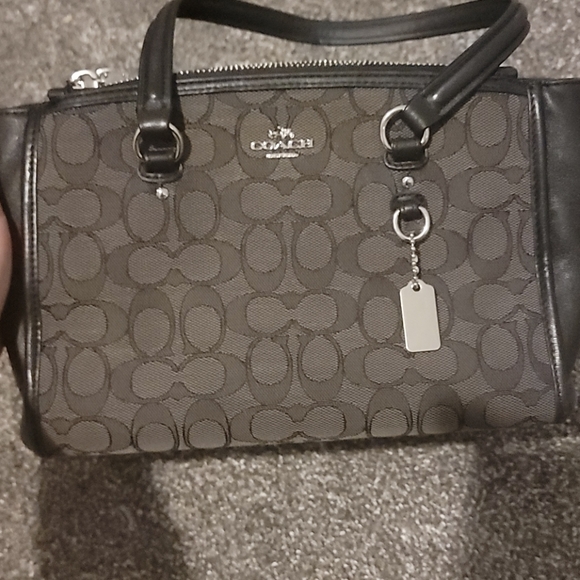 Coach Handbags - Coach purse